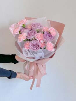 MOTHER’S DAY SPECIAL | Sweet Pink Carnation